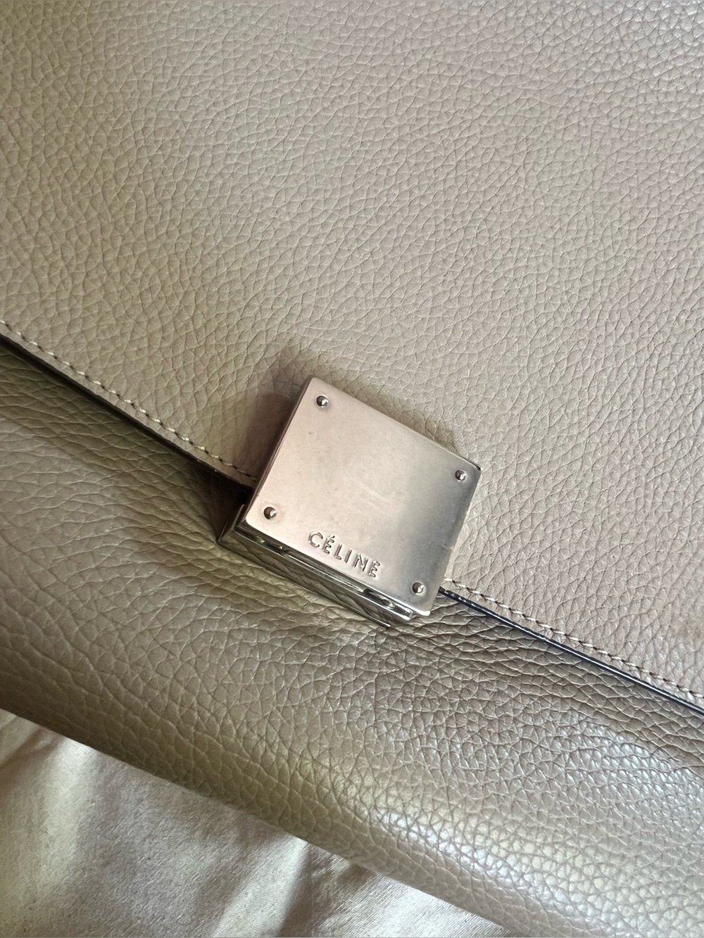 Celine $2950 nude medium trapeze tote - Picture 9 of 14